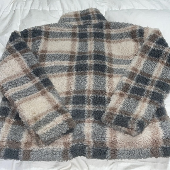 Thread & Supply Plaid Quarter Zip Teddy Pullover, Sherpa Size S - Picture 3 of 14
